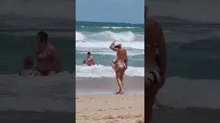 Лютые волны на пляже. Пляж Ката. Отдых на Пхукете