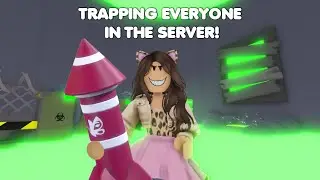 HOW to trap EVERYONE IN THE SERVER using the ROCKET in Adopt me! 😈