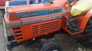 Минитрактора KUBOTA L1, уровень масла КПП.