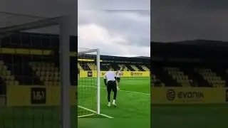 ERLING HAALAND POWER SHOT😱
