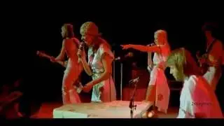 Abba - Dancing Queen ( Live in Sydney - 1977)