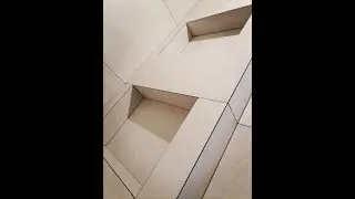 Ниша/полочки из плитки в ванной.