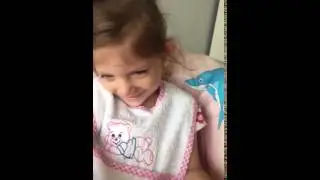 Как смеются девочки