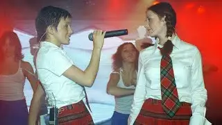 t.A.T.u. - Нас не догонят | Live Bar II (Poland 2002)