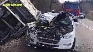 75 MOST SHOCKING Car Crash Compilation 2025 Of Idiots In Cars