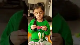 Cute little girl explaining  birds body part will win your heart ❤