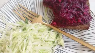 2 лёгкие летние вкусные салатики.Сегодня я повар у себя дома #повар #готовимдома