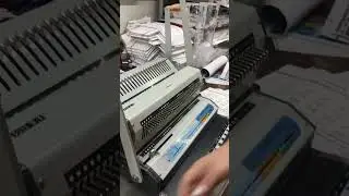 Как происходит сборка квартальных календарей