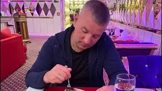 SERA 5*АНТАЛИЯ ИДЁМ В РЕСТОРАН АЛЯ-КАРД.ПРОСТО НЕРЕАЛЬНО ВКУСНО НАКОРМИЛИ.ОБСЛУЖИВАНИЕ,ПИТАНИЕ ШОК!