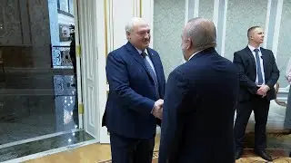 Лукашенко: Это же не дело, что у нас торговый оборот чуть переваливает за 10 миллионов долларов!