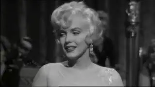 Marilyn Monroe -  I Wanna Be Loved By You (Перевод песни)