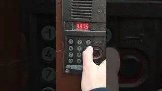 Открыл домофон Eltis