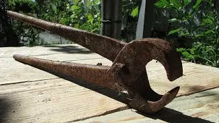 Antique Rusty Blacksmith Tongs Restoration. Restoration Blacksmith Tongs 100 years old - ASMR