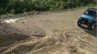 suzuki samurai climbing