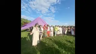 #Команда