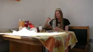 Как из бутылки сделать подставку для зубной щетки