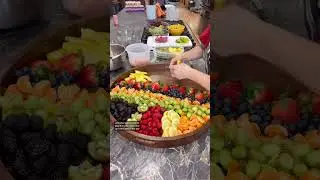 I MADE A FRUiT BOARD FOR ONLY COST $25 😉🍓🍇 