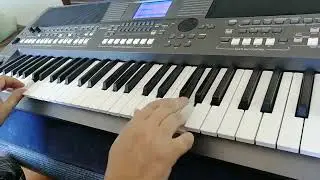 YAMAHA psr-S670