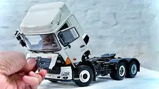 Unboxing of Hino Truck 700 Heavy Duty 1:18 Scale Diecast Model