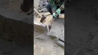 Ancient way to handle the stone with simple tools#satisfying #shorts