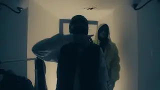 VKIE - DWA KROKI W TYŁ (prod. DODOWHATSTHEWORD + 1DAZEY)  [🎥: JAROOOCH/XAWITO/YACUBKI/AKTV13]