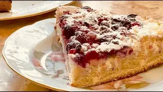 Пирог к чаю с ягодами