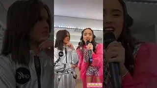 Eu e minha amiga ensaiando para o desafio do 