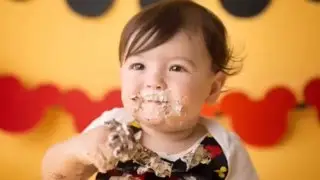 Cake smash: A sweet trend in baby photography