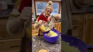 TUNA NOODLE CASSEROLE TO FEED MY BiG FAMiLY 😋 