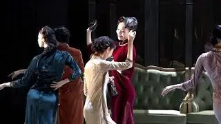 Chinese Dance Drama - Scene from Yong Bu Xiaoshi De Dianbo 5