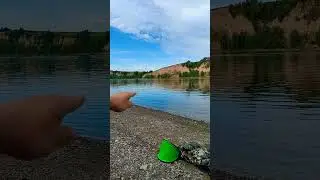 Только лодку надул и уже рыба 