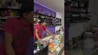 ⚠️KICKED OUT OF SHOP⚠️i go around stopping shop owners from selling vapes because it causes cancer