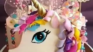 Торт с единорогом.