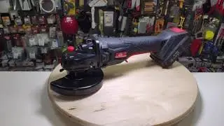Аккумуляторная бесщеточная болгарка Vitals Professional SmartLine 125 мм - 3D видео обзор