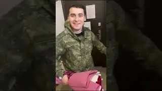Молодой боец СВО приехал в отпуск  и первым делом решил устроить сюрприз любимой маме