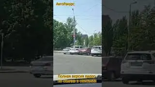 Какой поворот нужно включать при въезде на кольцо