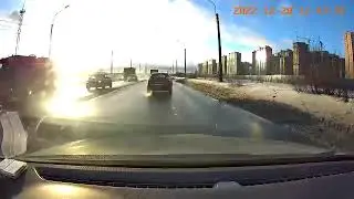 Паровоз на Энгельса от съезда с КАД в сторону города.
