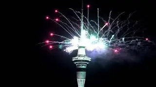 Auckland welcomes in 2022 with Fireworks | New Year 2022 Fireworks