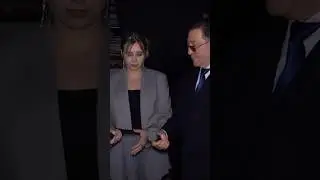 Крутить микрофон как Григорий Лепс - невыполнимо 😁 