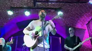 Александр Устюгов и гр. Ekibastuz - Индейский вождь live 10.08.24 Калининград, Бастион Full HD