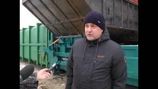 Прессуют мусор