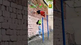 Parkour Pranks With Emojis pt.12😜🤟 #kiryakolesnikov #parkour #stunt #funny #prank  #flip #comedy