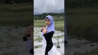 Goyangan Ukhti Hot Gunung Gede Bulat Pemersatu Bangsa Viral Bikin Aduhai !!