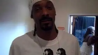 Snoop Dogg Gangsta Love off of MALICE N WONDERLAND - Shout out to Famous Stars & Straps 9/2/2009