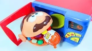 😬Мистер ЗУБАСТИК Kinder Joy Делаем торт в микроволновой печи Surprise Egg