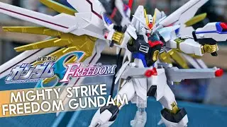 HG Mighty Strike Freedom Gundam - UNBOXING and Review!