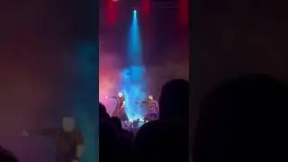 где то там)