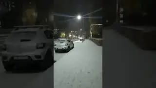 Белые мухи прилетели)