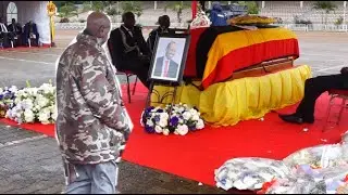 Museveni dressed in an Army jacket says goodbye to the late Keith Muhakanizi.Enjoy his speech