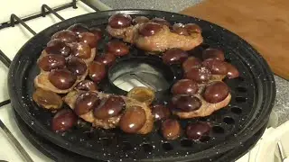 Утка со сливами.  Готовим утиную грудку.